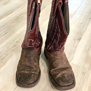 Used old west kid boots size 4.5